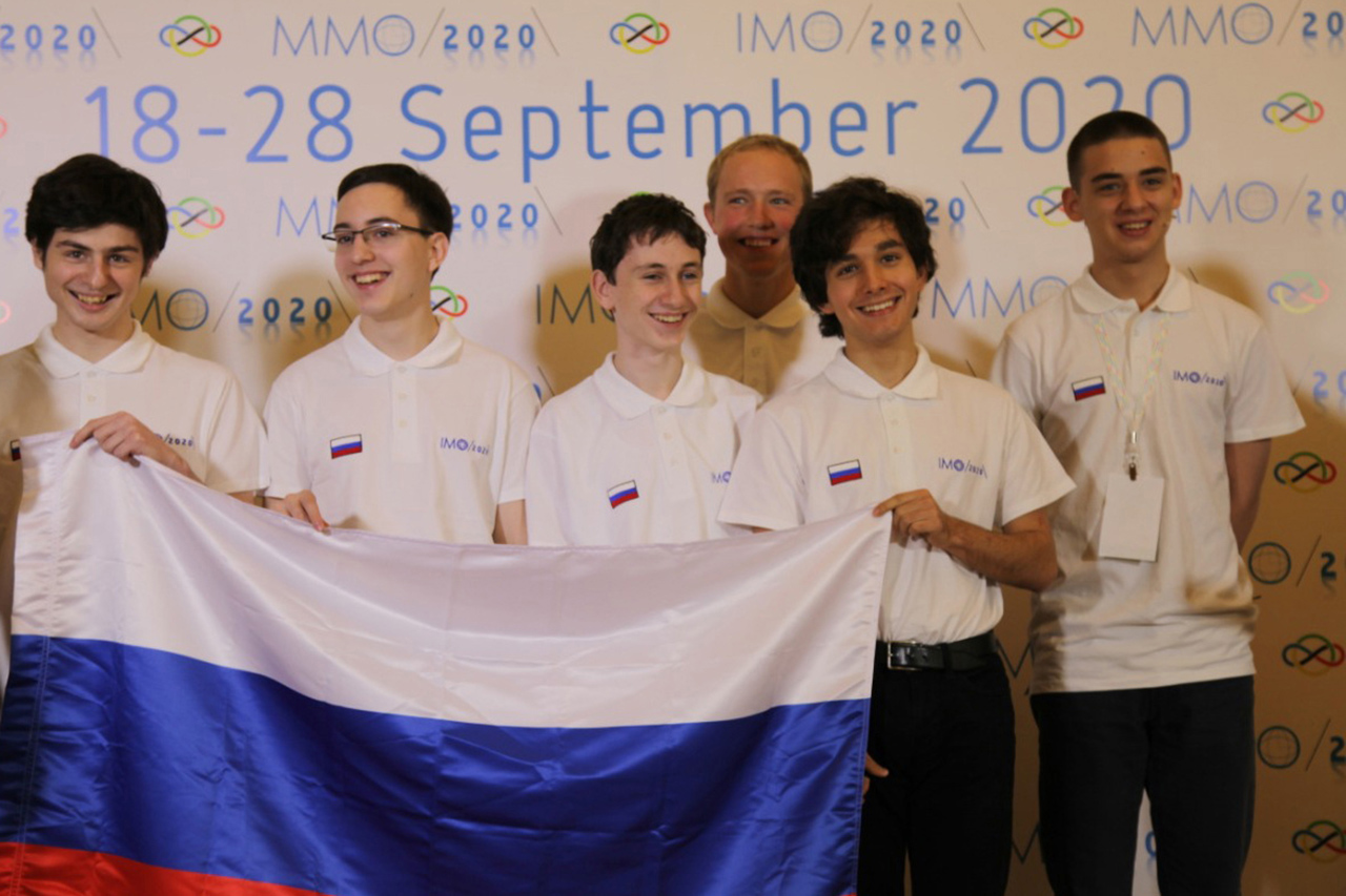 В математической олимпиаде участвовали. Школьники России на международных олимпиадах. Российские школьники завоевали награды на международной Олимпиаде. Школьники на международных олимпиадах.