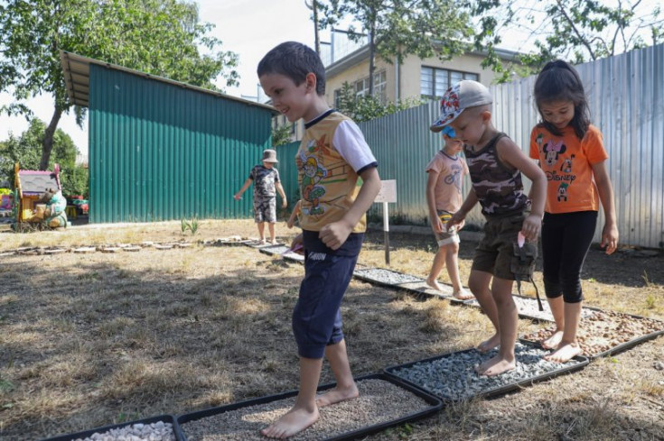 Pathways to Wellness, Adygea's '12 Stars' Barefoot Trail Brightens Up Kindergarten 26