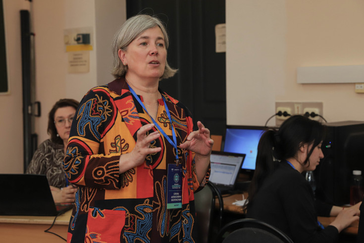 Engaging Business Simulation 'Textile Market' Successfully Hosted at ASU for BMM Participants