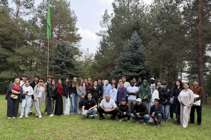 Иностранные студенты АГУ познакомились с культурой адыгов в Центре народных промыслов «НАН»