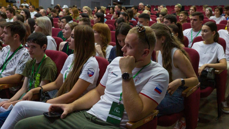 Образовательный день для участников слёта талантливой молодёжи «Фишт»