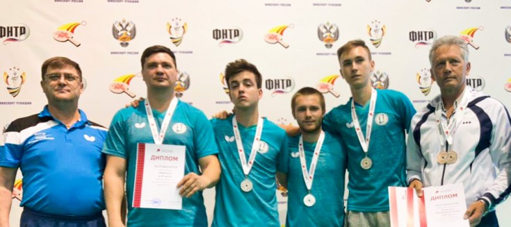 Команда АГУ по настольному теннису стала серебряным призёром чемпионата профессиональных клубов Российской Высшей лиги