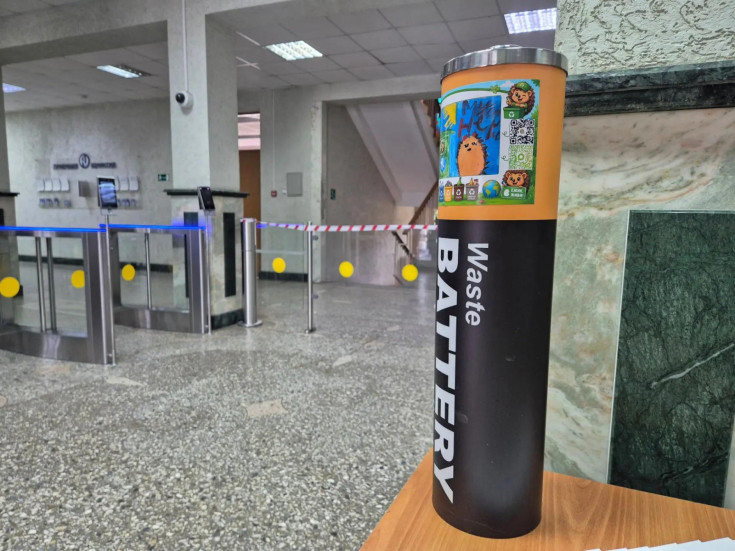 В главном корпусе Адыгейского государственного университета начал работу мини-пункт приема отработанных батареек