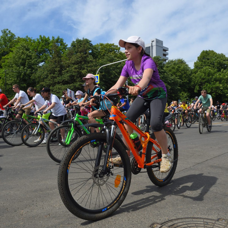Employees and students of the Adyghe State University are invited to take part in a mass bike ride